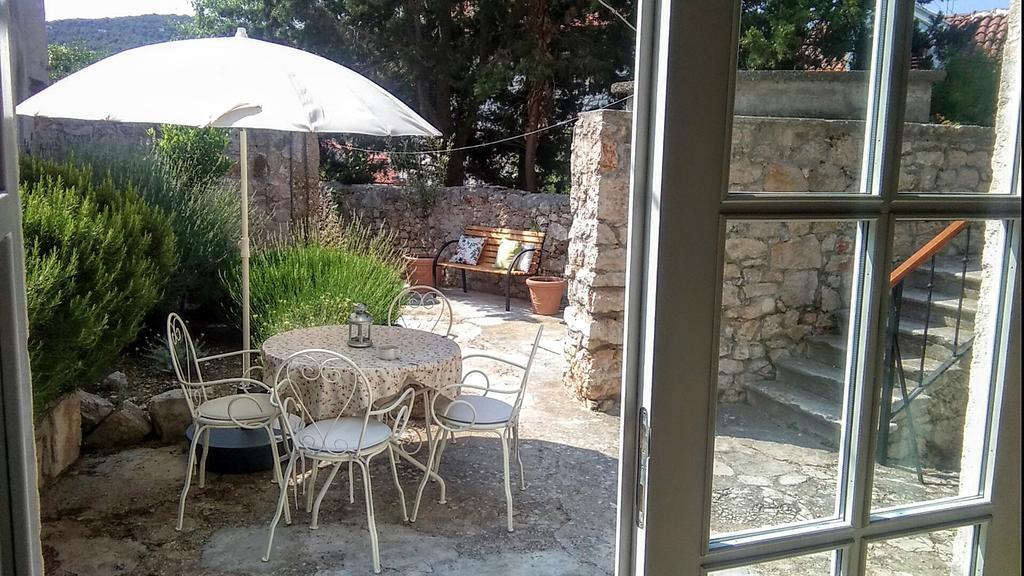 D House Authentic Zlarin House, Relaxing Courtyard And Terrace别墅 客房 照片
